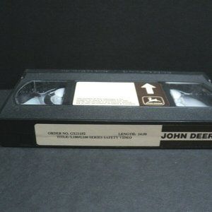 John Deere Safety Video for L100/G100 Lawn Tractors GX21152